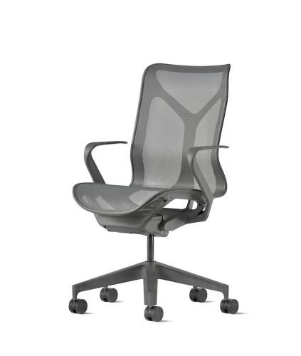 Кресло Herman Miller Cosm, средняя спинка, цвет Carbon, нерегулируемые подлокотники